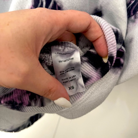 SZ XS n: PHILANTHROPY Blue and Purple Tie Die Crew Neck! - Picture 3 of 7